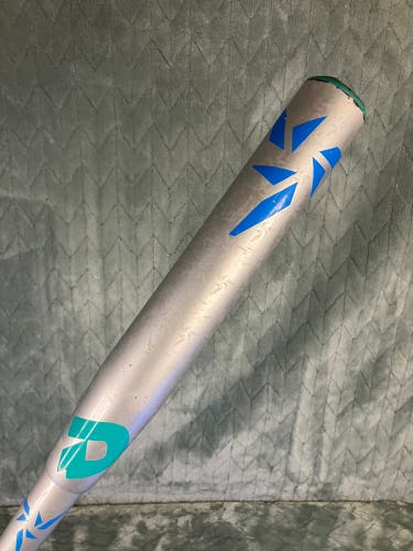 Silver 2019 DeMarini Vendetta Composite Bat (-12) Composite 18 oz 30" (Used)