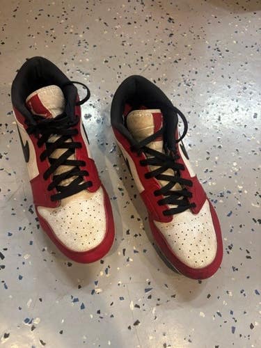 Men's Size 13.0 (W 14.0) Nike High Top Molded Cleats (Used)