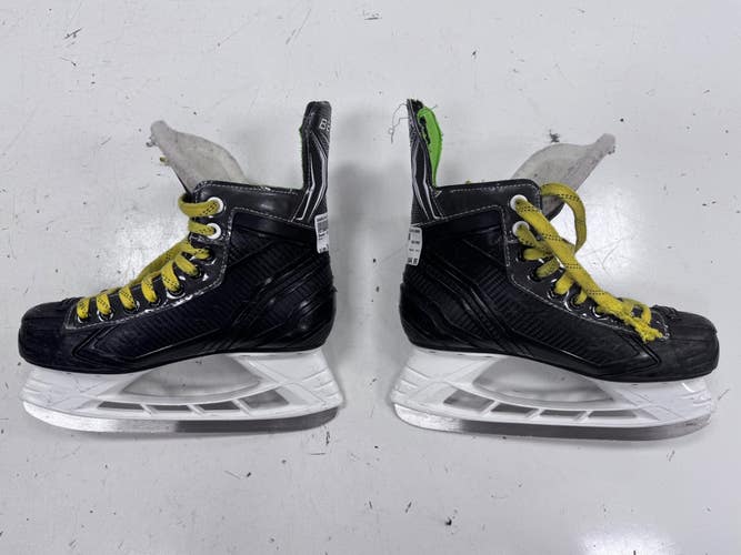 Used Bauer XLS Intermediate Hockey Skate Intermediate 4.0 11860-S000314157