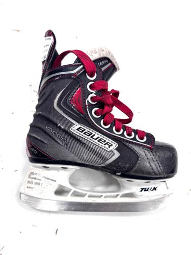 Used Bauer X40 Youth Hockey Skate Youth 10.0 11860-S000314128