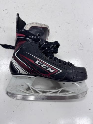 Used CCM FT440 Intermediate Hockey Skate Intermediate 4.0 11860-S000314121