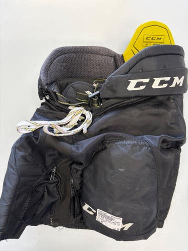 Used CCM 9060 MISSING FRONT BOLT Junior Pant Black MD 11860-S000314398