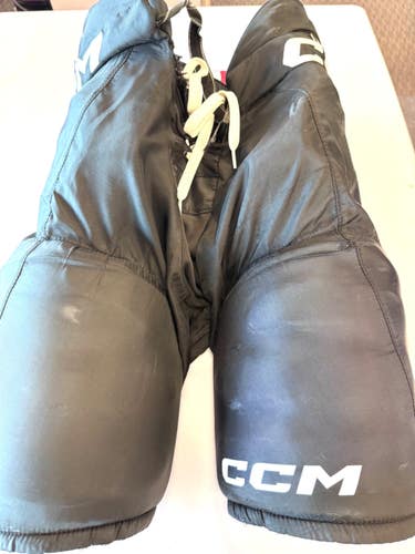 Used CCM NEXT Senior Pant Black MD 11860-S000314363
