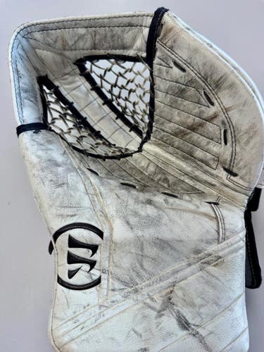 Used Warrior RITUAL GT Inter Goalie Catcher White 11860-S000314318