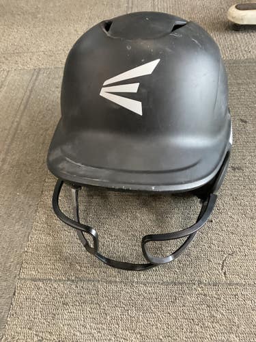 Used Easton SOFTBALL HELMET Batting Helmet w/Mask Black M/L 11614-S000242678