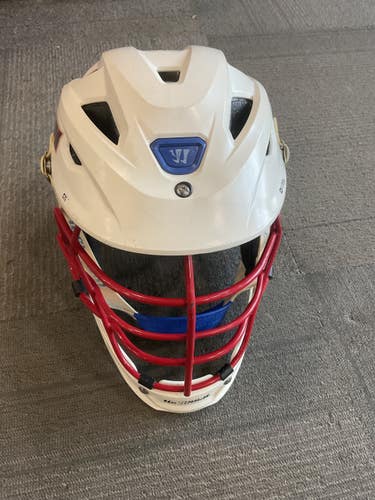 Used Warrior BURN Lacrosse Helmet White SM 11614-S000242532