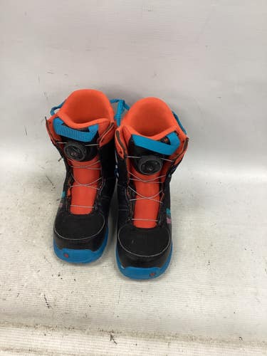 Used Burton GROM YTH Boys Snowboard Boots Black Junior 02 11851-S000050665