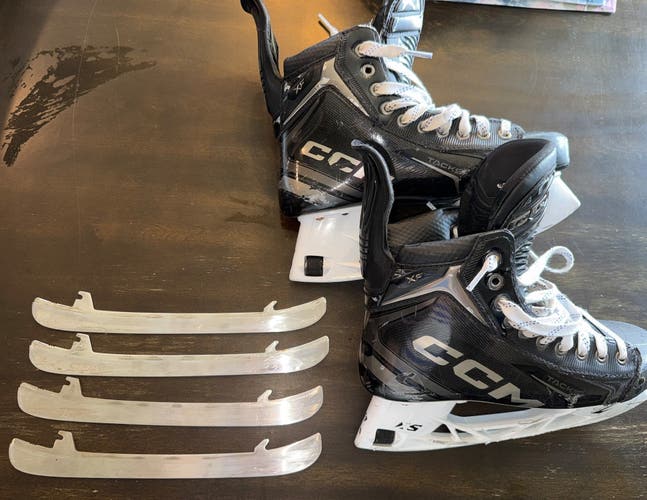 CCM Tacks XF Hockey Skates Regular Width 7.5 (Used)