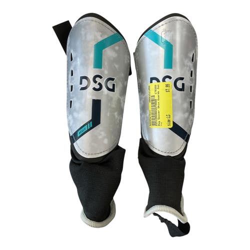 Used Dsg Soccer Shin Guards Junior None LG 11450-S000527413