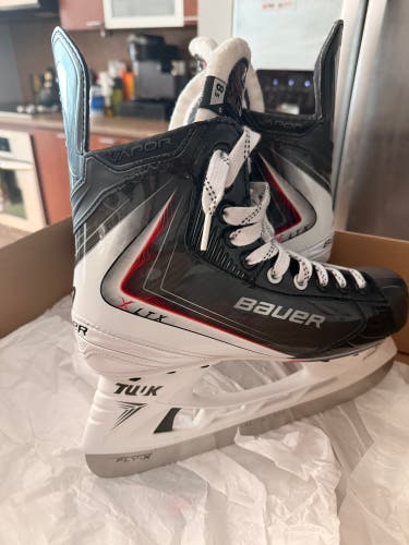 Rare Bauer Vapor XLTX Hockey Skates - Senior 8.5 / Regular Width (New)