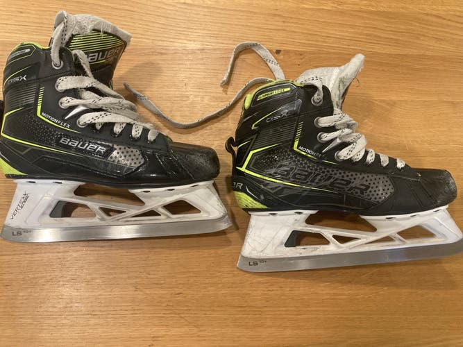 Bauer GSX Goalie Skates 3.5 (Used)