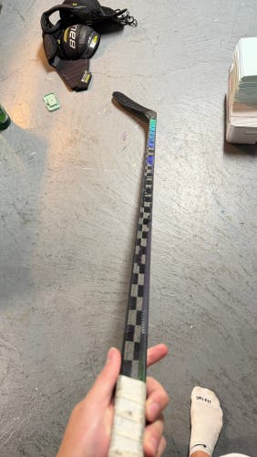 Senior Warrior Alpha LX3 Pro Left Hand Hockey Stick W28 90 Flex Pro Stock (practice used)