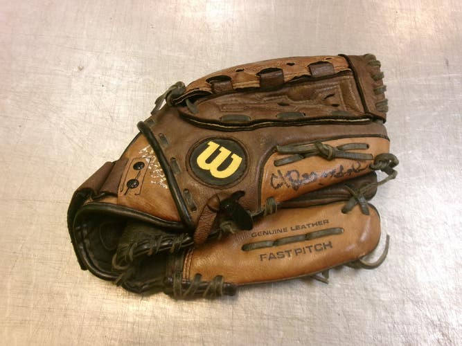 Used Wilson MONSTA WEB BB/SB Glove RH Throw Brown 11 1/2" 11339-S000206130