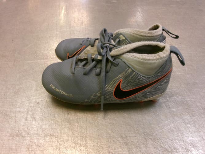 Used Nike Soccer Cleats Grey Youth 11.0 11339-S000206098