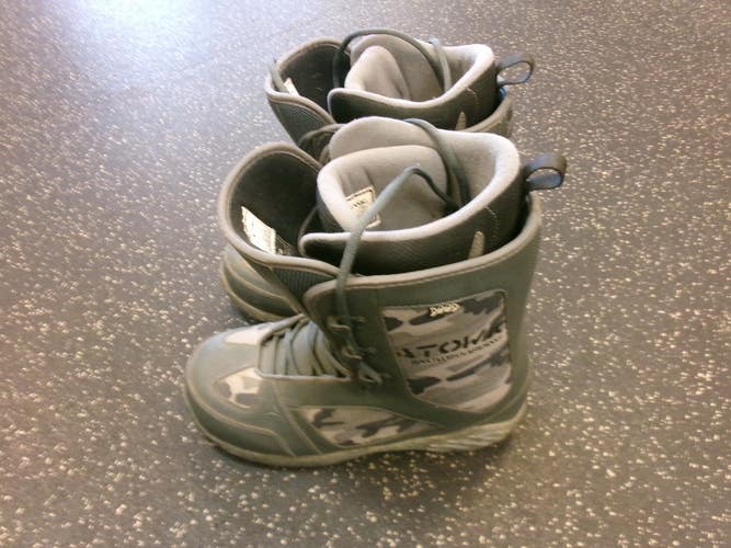 Used Atomic SNOWBOARDING Mens Snowboard Boots Grey Senior 12 11339-S000206241