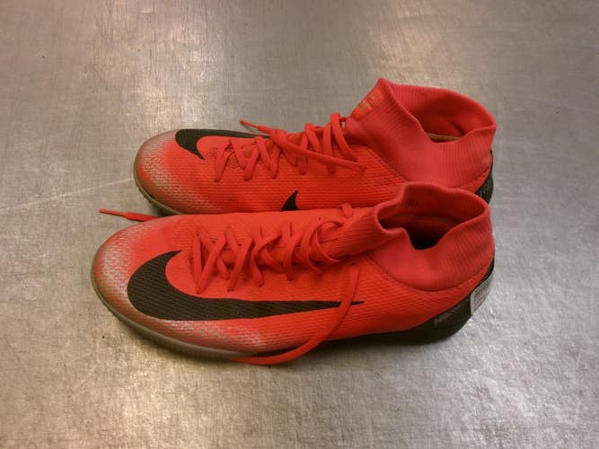 Used Nike Soccer Indoor Shoes Coral Senior 8 11339-S000206167