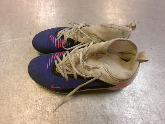 Used Nike Soccer Cleats White Senior 5 11339-S000206163
