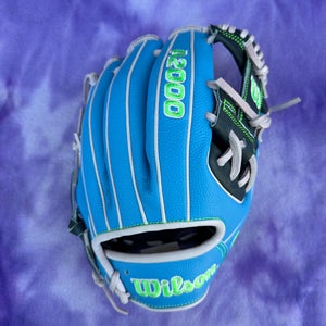GOTM Feb 25 Wilson A2000 RH Outfield Baseball Glove 12" (New)