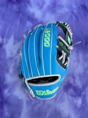 GOTM Feb 25 Wilson A2000 RH Outfield Baseball Glove 12" (New)
