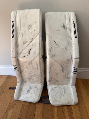30" Warrior Ritual G7 Goalie Leg Pads (Used)