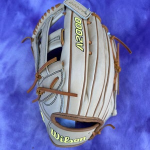 Brown Wilson A2000 LH Outfield Baseball Glove 12.75" (New)