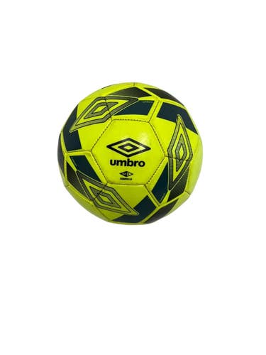 Used Umbro Ceramica2.0 Size 3 Soccer Ball 11692-S000156200