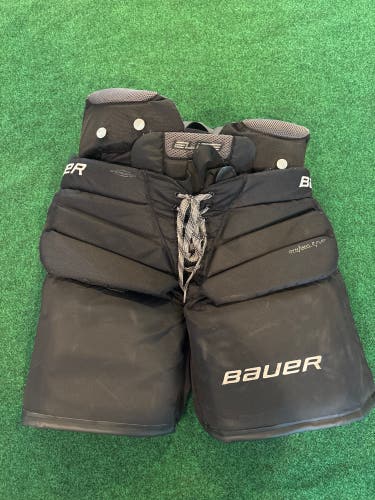 Black Bauer Elite Hockey Goalie Pants (Used) |  Intermediate Medium