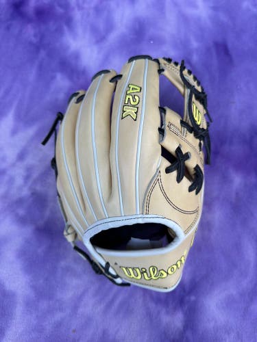Brown Wilson A2K RH Infield Baseball Glove 11.75" (New)
