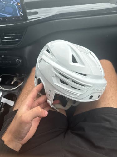 Medium Bauer Re-Akt 155 Helmet Pro Stock (Used)