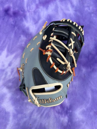 Gray Wilson A2000 RH First Base Baseball Glove 12.5" (New)