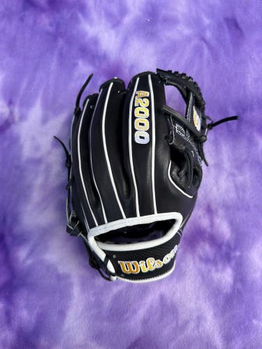 Black Wilson A2000 RH Infield Baseball Glove 11.5" (New)