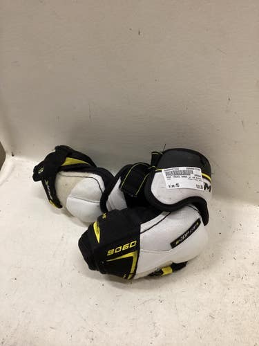 Used CCM TACKS 9060 Junior Elbow Pads MD 11725-S000507322