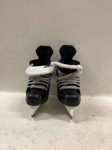 Used Bauer SUPREME S170 Youth Gloves Black 9" 11725-S000507359
