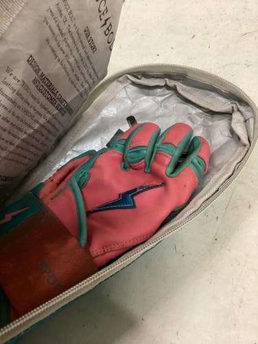 Used BRUCE BOLT CLARK GLOVES YTH SM BB/SB Training Aid 11725-S000507483