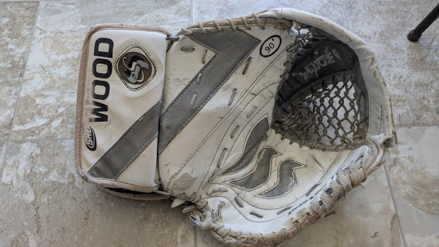 *FREE SHIPPING* Sherwood GM 9980 T Hockey Goalie Glove Senior Left Hand/Regular