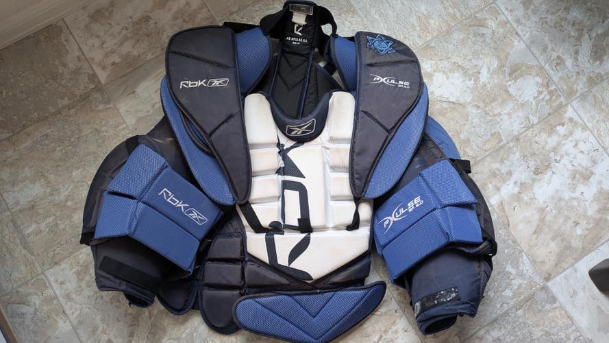 *FREE SHIP* Reebok Ice Ball Hockey Goalie AB XPulse 6.0 Chest Protector Senior Medium