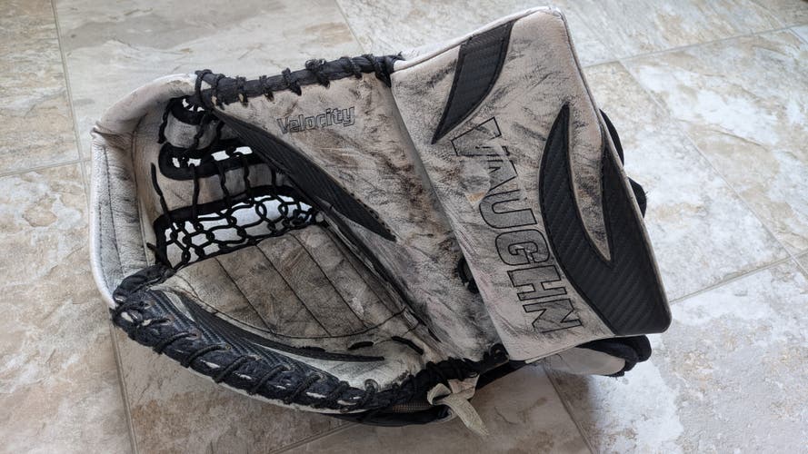 *FREE SHIP* Vaughn V5 7400 Velocity Hockey Goalie Glove Senior Right Hand/Full Right