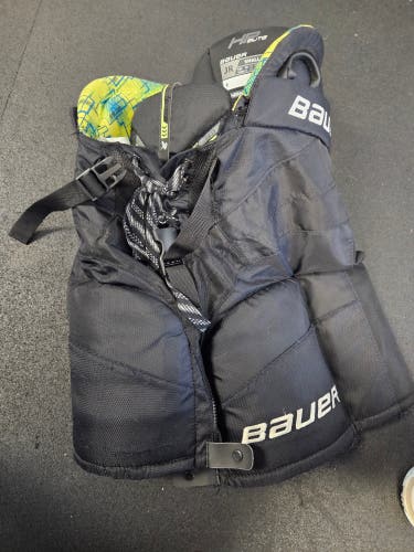 Men's Junior Small Bauer HP Elite Hockey Pants (Used)