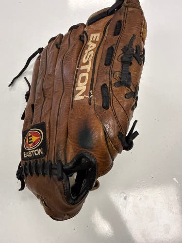 Easton Natural Elite RH Baseball Glove 12.5" (Used)