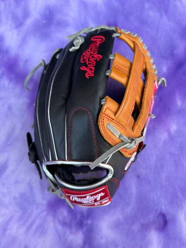 Black Rawlings R9 RH Outfield Baseball Glove 12" (New)