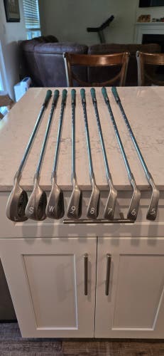 Ping Eye 2 Square Grooves (No +) RH Iron Set RFlex (8 Clubs) 5-LW (Used)5-PW Matching Serial #'s
