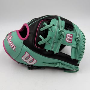Wilson A2000 1786 11.5 Infield Baseball Glove
