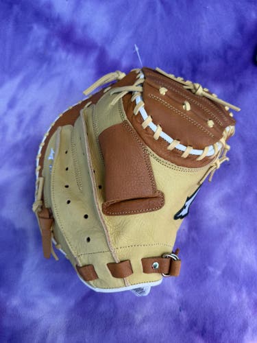 Brown Mizuno Franchise RH Catcher's Baseball Glove 33.5" (New)