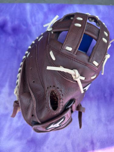 Black Mizuno Franchise RH First Base Baseball Glove 34" (New)