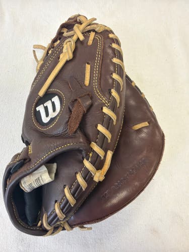 Wilson A800 RH Catcher's Baseball Glove 32" (Used)