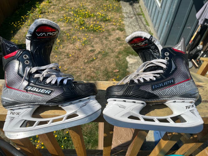 2024 Bauer S23 Vapor Shift Pro (SMU) Hockey Skates 8 (Used)