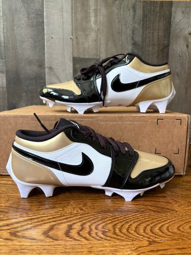 Jordan 1 Low TD Football Cleats Mens Size 11.5 Gold White Black FJ6245-701