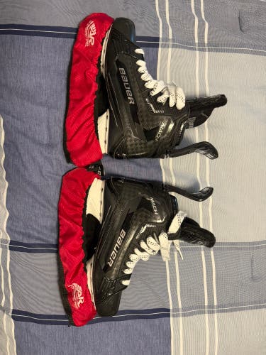 Bauer Supreme Mach Hockey Skates | Size 7 Fit 2 | Used once