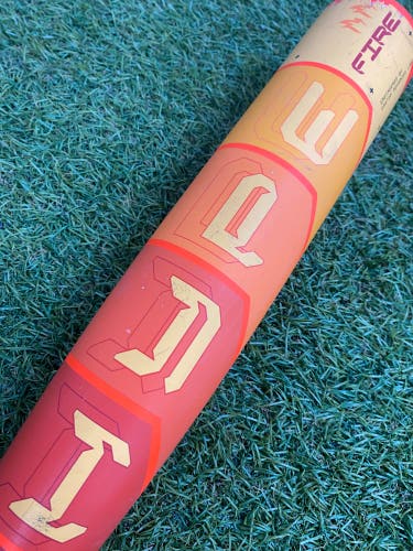 Easton Hype Fire (2 3/4") USSSA Bat (-10) 2025