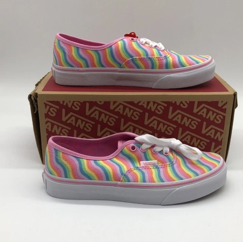 Size 3 - Vans authentic wavy rainbow kids (YOUTH SIZE) VN0A3UIVARI